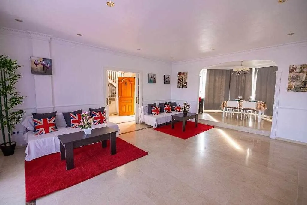 Lujosa Villa En Alhaurin De La Torre 7 Dormitorios
