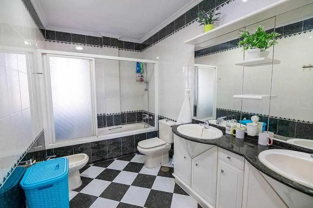 lujosa villa en Alhaurin de la Torre 7 dormitorios